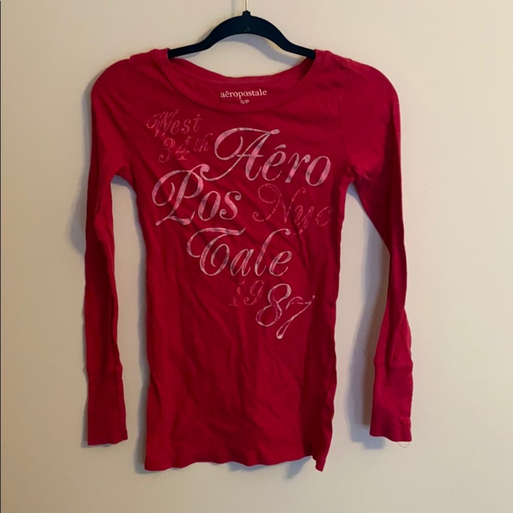 Dark pink Aeropostale t shirt
